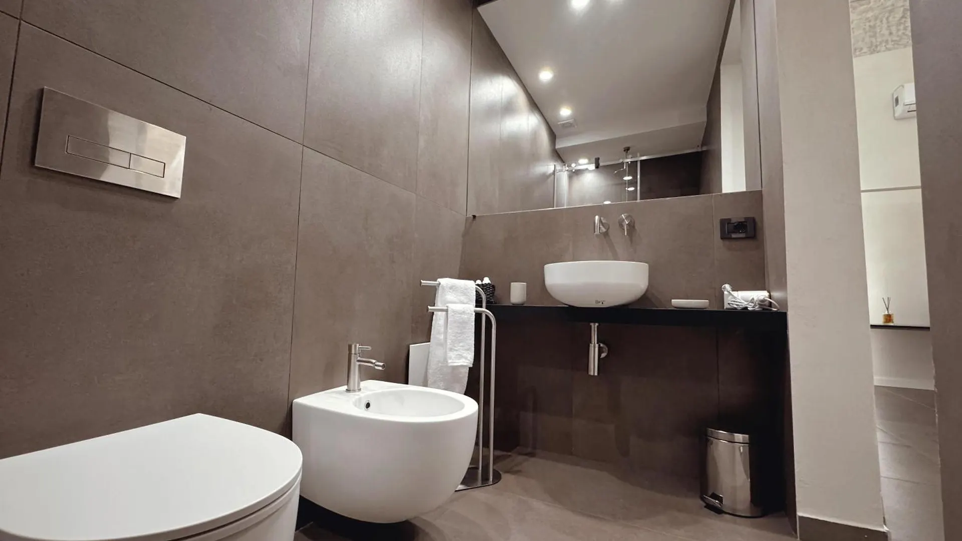 Corona Suite 팔레르모 B&B